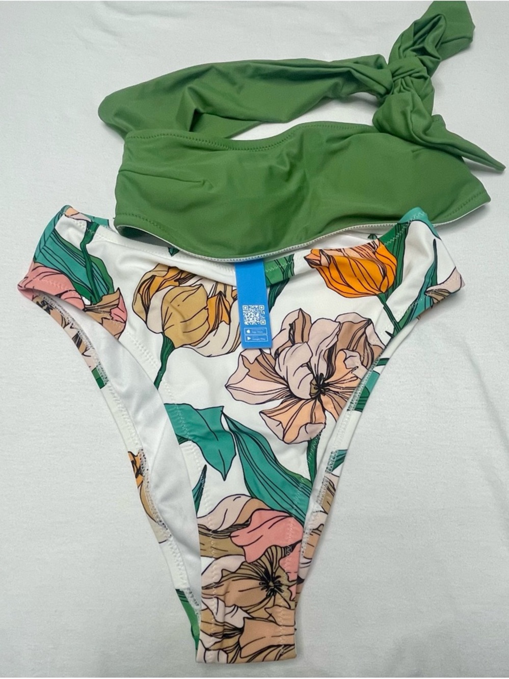 Cupshe Olive Bandeau Top with White Floral High-Cut Bottoms